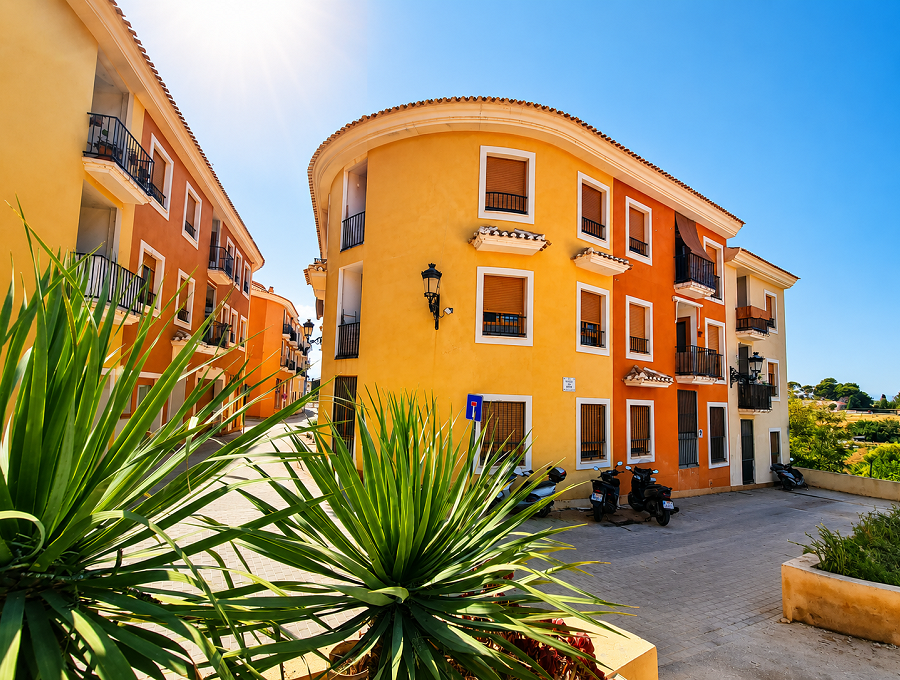 Foto principal Luminoso apartamento con vistas abiertas al monte Ponoig y entorno natural privilegiado