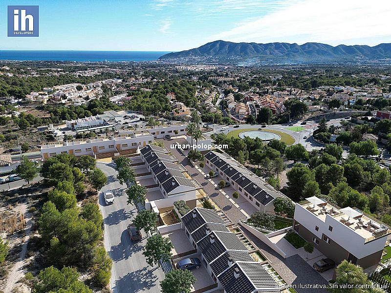 Foto principal Adosado en LA NUCIA